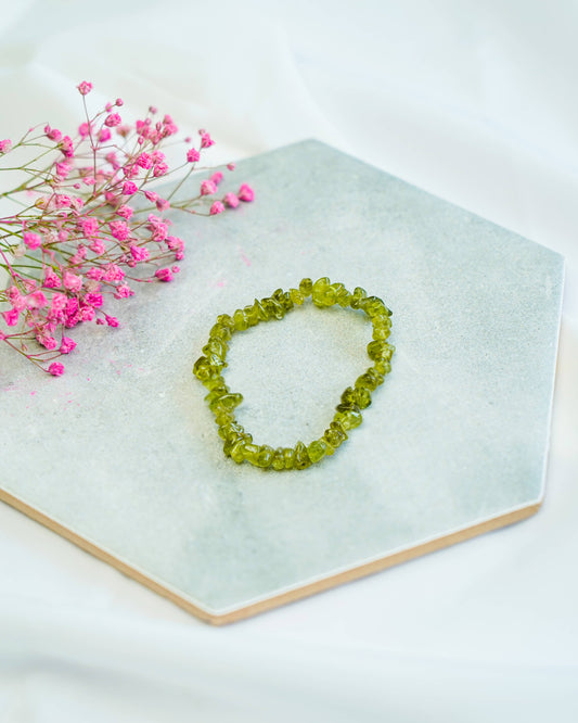 Peridot Chips Stone Bracelet